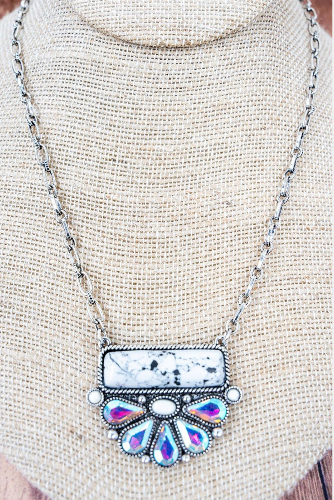 16″ Howlite Bar Necklace with AB Teardrop Fan Pendant | Silver Western Statement