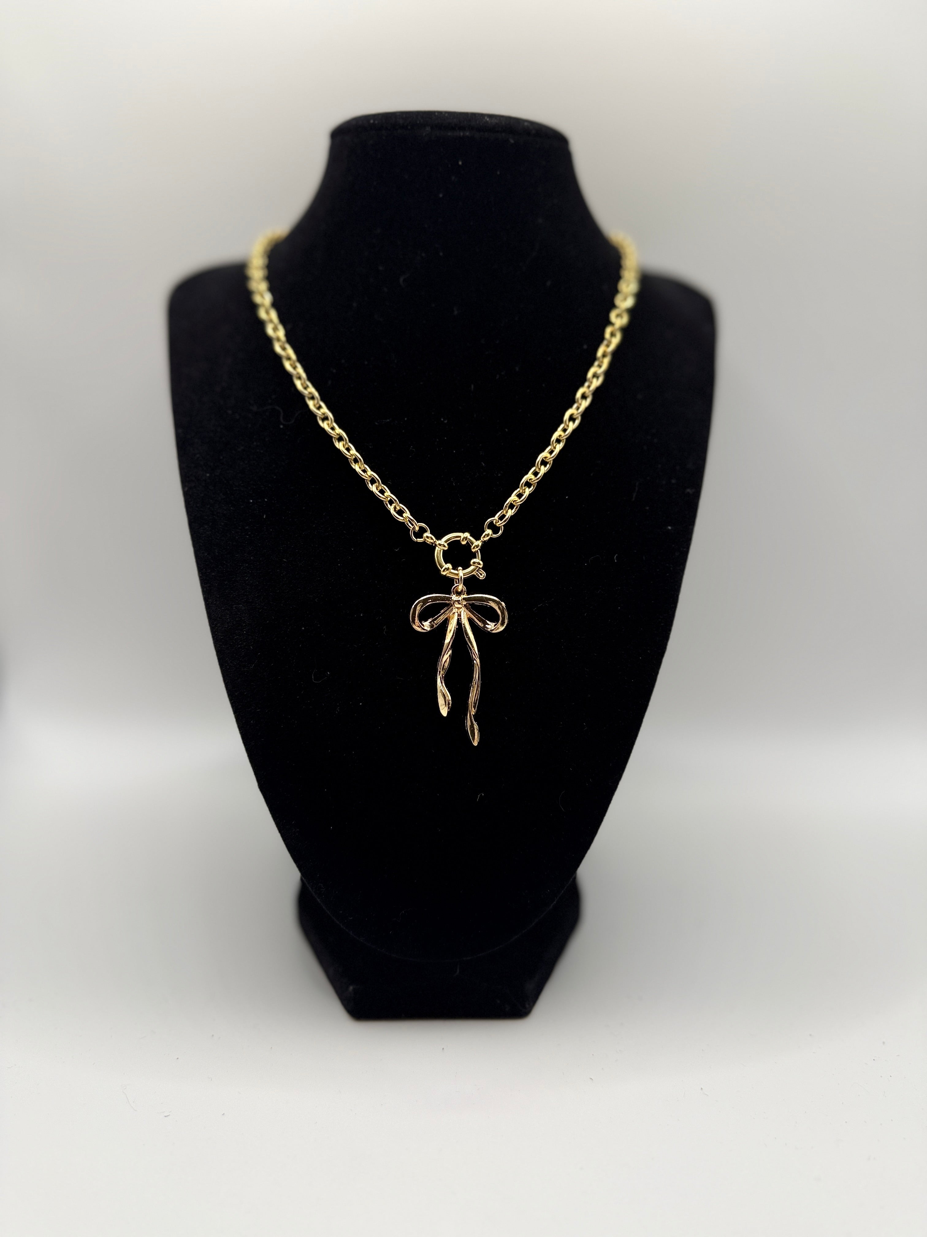 Gold Ribbon Bow Toggle Necklace – Classic Bow Pendant